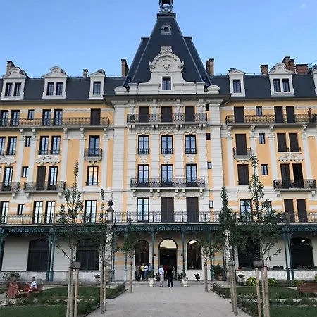 329 Aix-les-Bains